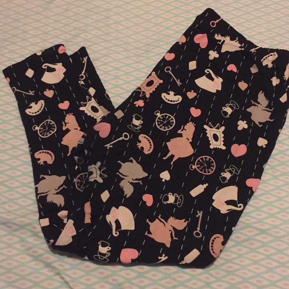 Torrid leggings 2, Disney Alice in Wonderland!!